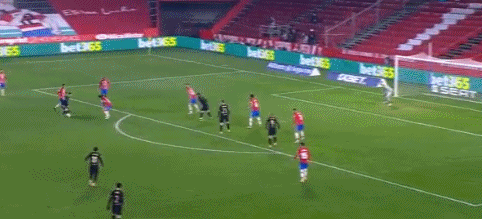 亚冠卡位生死战！布里兰主场无敌争出线，江原FC客场搏命追积分