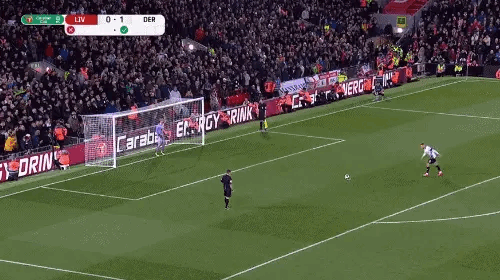 维尔茨加盟利物浦后表现低迷，仅1次进球被判乌龙，未能兑现预期。