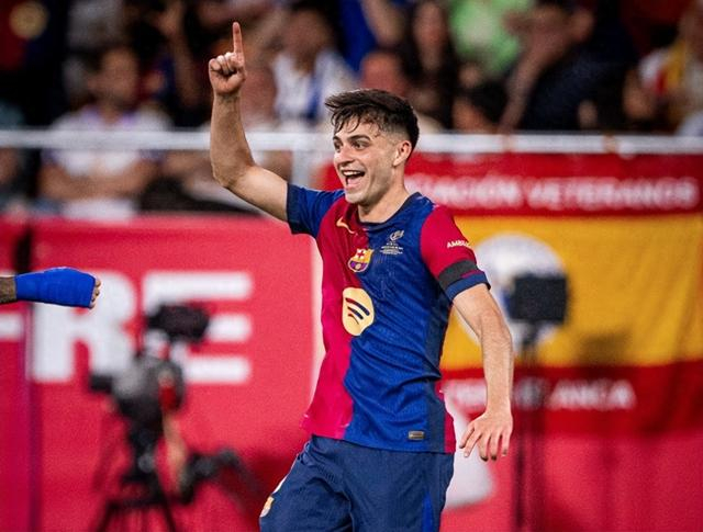 舍甫琴科：我热爱圣西罗，收购它对米兰和意大利足球都很重要