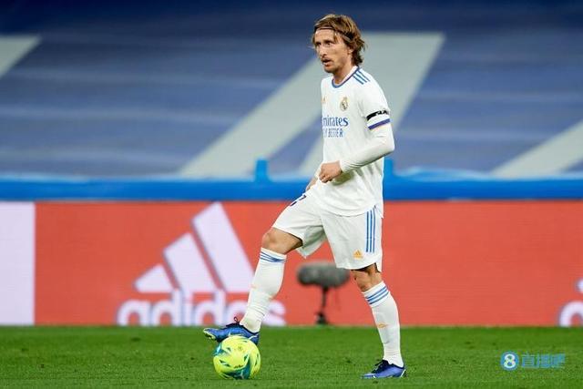 曼奇尼：我们非常渴望参加世界杯，要尽最大努力做好准备