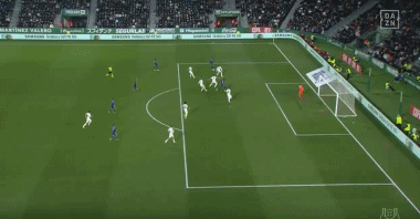 这次助攻太骚了