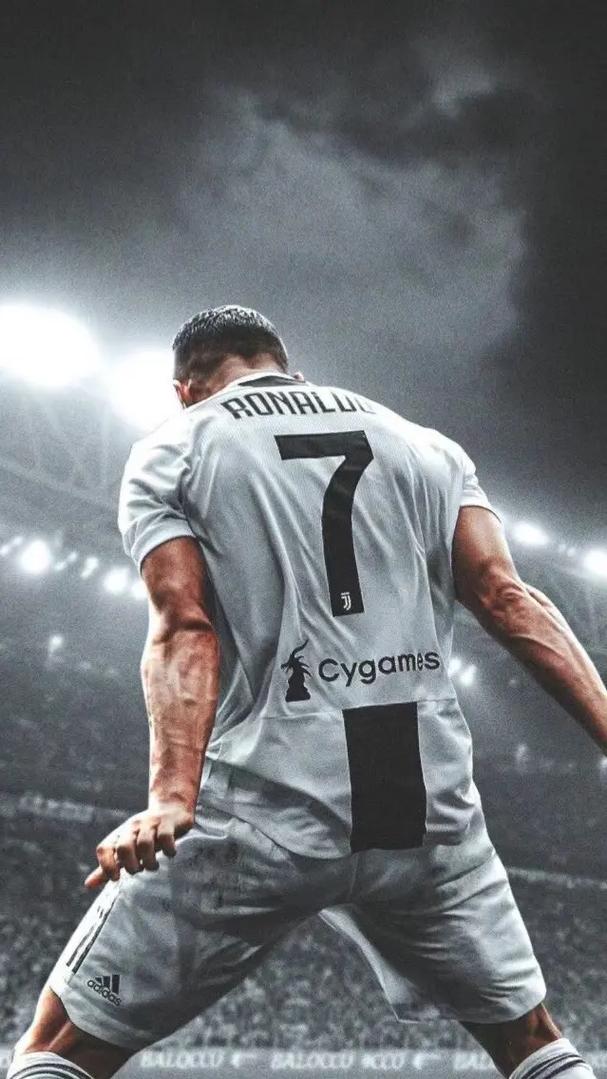 篮球NBA球员续约消息频传